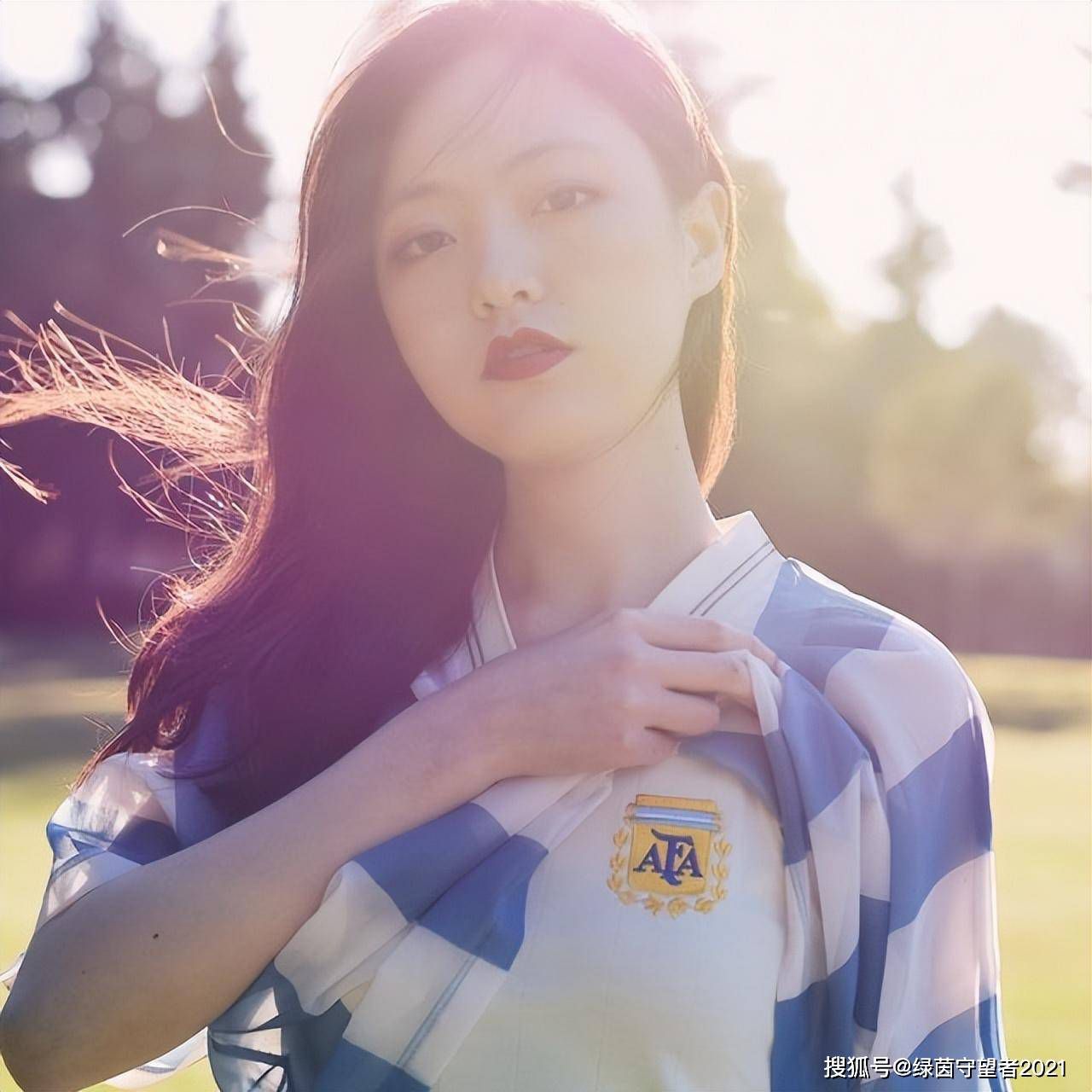 另外，万圣节突出地发展成为美国的主要节日的事实，也反映了公众对魔鬼和恐怖事物逐渐膨胀的兴趣。